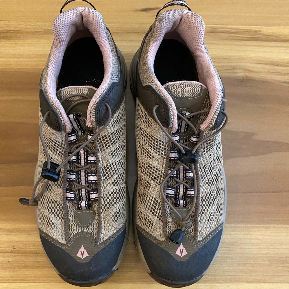 Vasque kids hiking shoes- Girls size 5